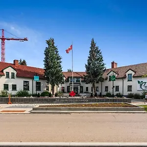 https://the-inn-at-officers-garden.calgaryhotelsearch.com