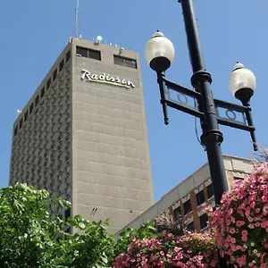 https://radisson-hotel-winnipeg-downtown.winnipeg-hotels.net