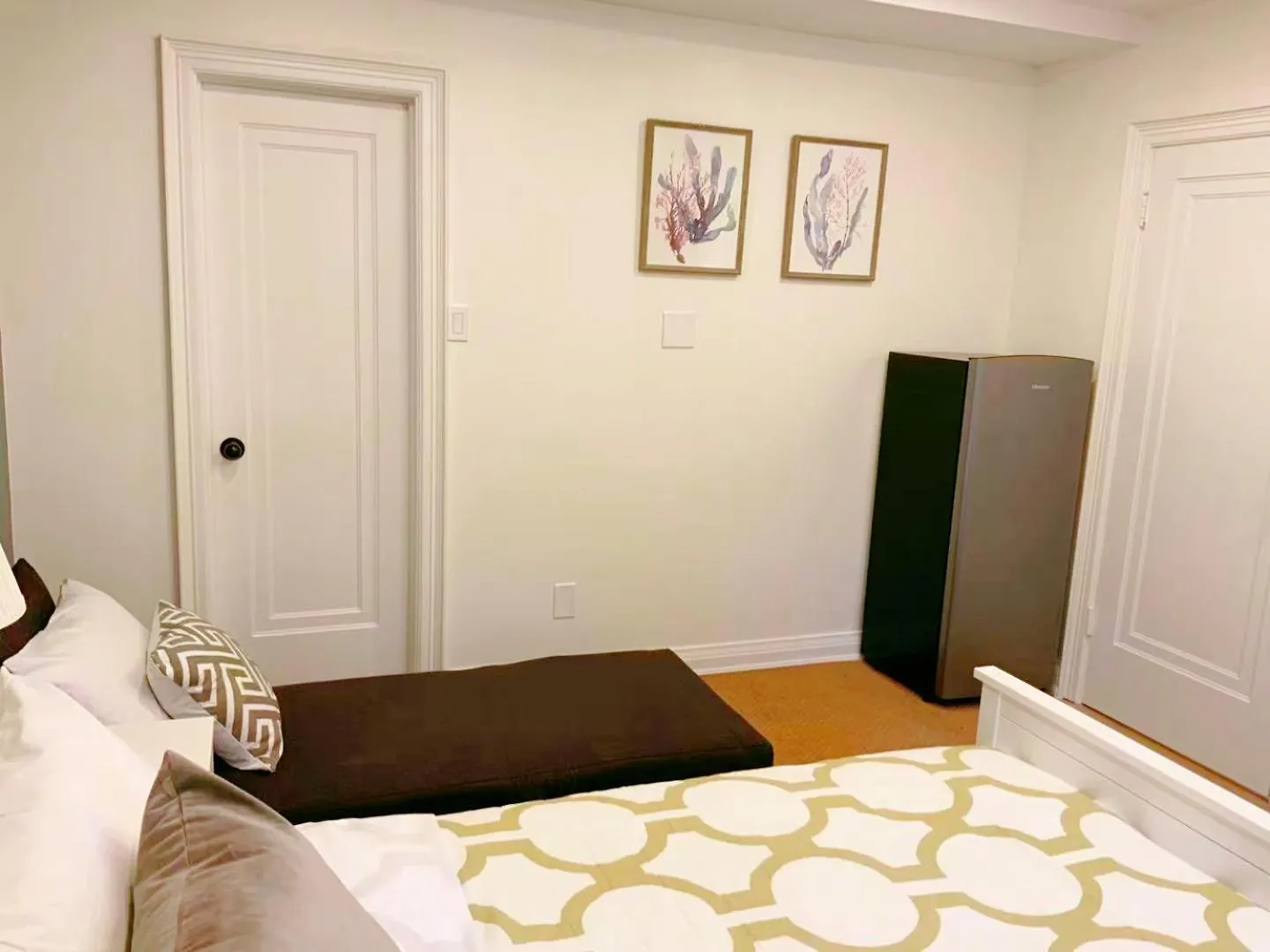 Leaside Garden Guesthouse Toronto Canada